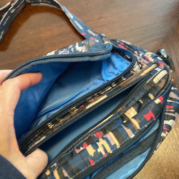 Lug multi color over the shoulder or cross bag. Used very little. - Picture 4 of 5